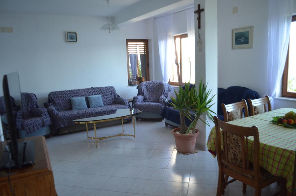 Holiday Villa In Omiš Esterno foto